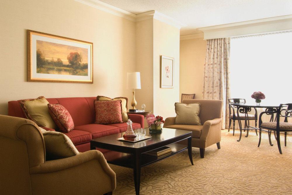 Four Seasons Hotel Atlanta Exterior photo